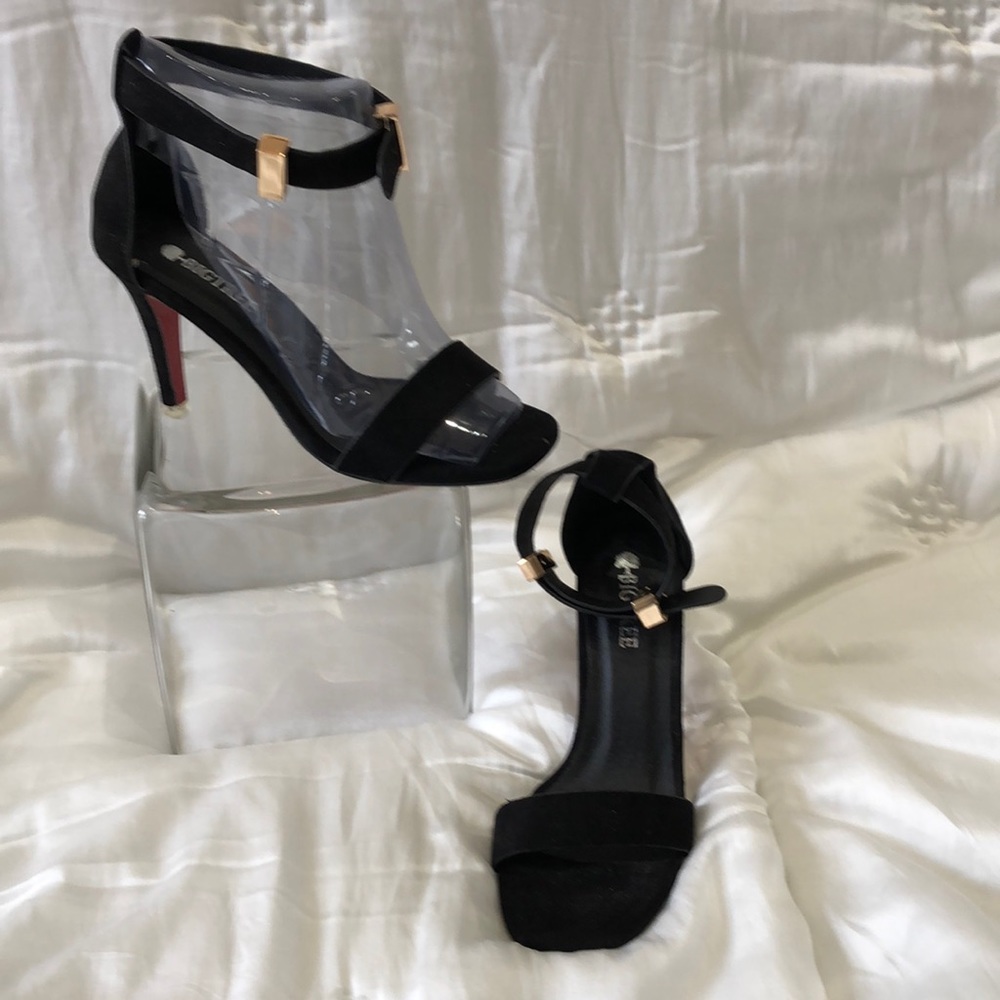 High heel shoes